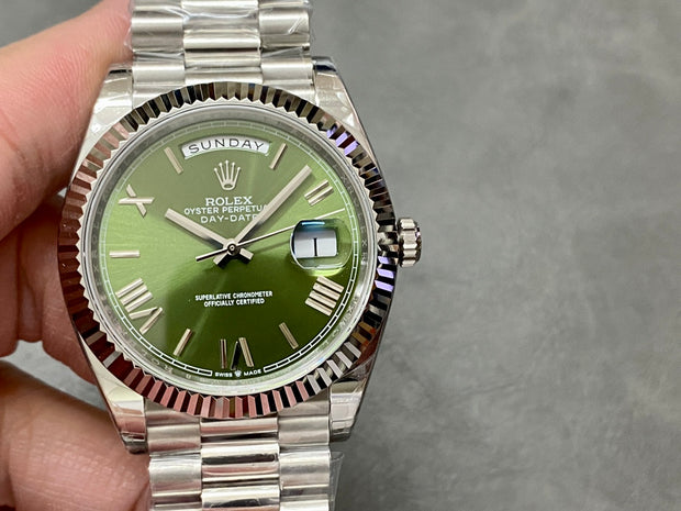 3255 Day-Date 40mm Green