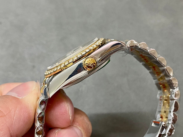 Women's Oyster Datejust Gold
