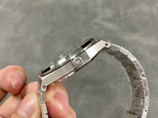 Royal Oak 15510 Blue