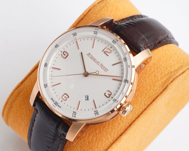 Classic 41mm 8215