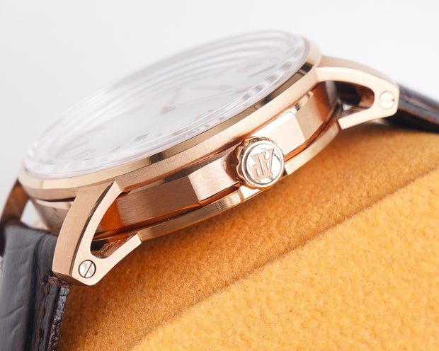 Classic 41mm 8215