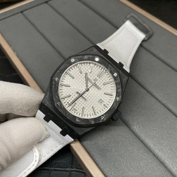 Royal Oak Black/White