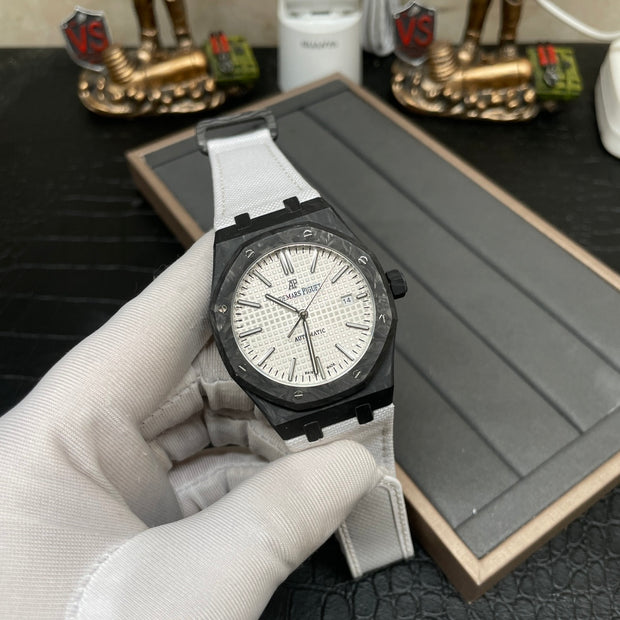 Royal Oak Black/White