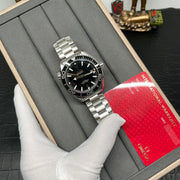 8900 Seamaster 600m